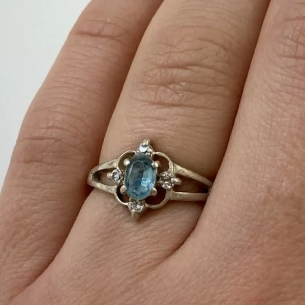 925 Sterling Silver Blue Spinel & CZ Ring Size 6.75